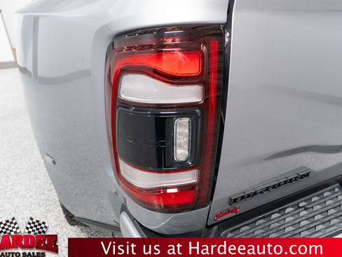 Used 2024 RAM 3500 Big Horn w/ Night Edition AWD/4WD image 9