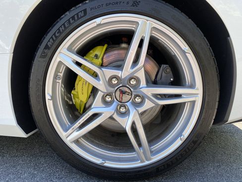 Used 2020 Chevrolet Corvette Stingray Preferred Cpe w/ 2LT Preferred Equipment Group RWD image 44