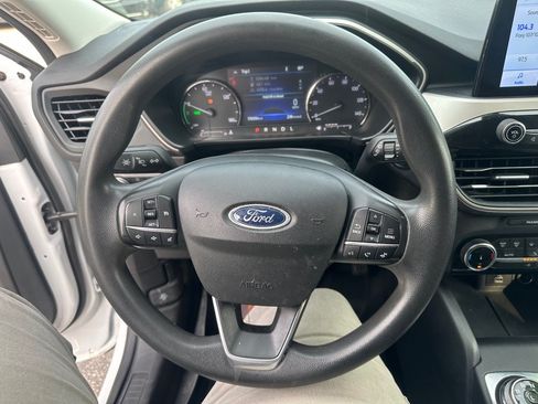 Used 2022 Ford Escape SE AWD/4WD image 17