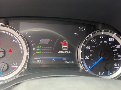 Used 2023 Toyota Highlander XLE AWD/4WD image 26