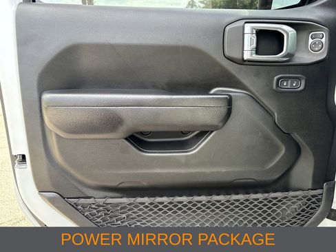 Used 2022 Jeep Wrangler Unlimited Sport AWD/4WD image 3