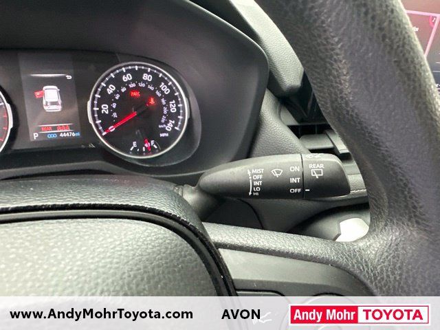 Used 2021 Toyota RAV4 LE AWD/4WD image 19