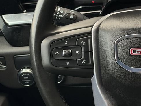 Used 2025 GMC Sierra 1500 SLT RWD image 14