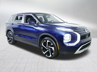 Used 2024 Mitsubishi Outlander SE