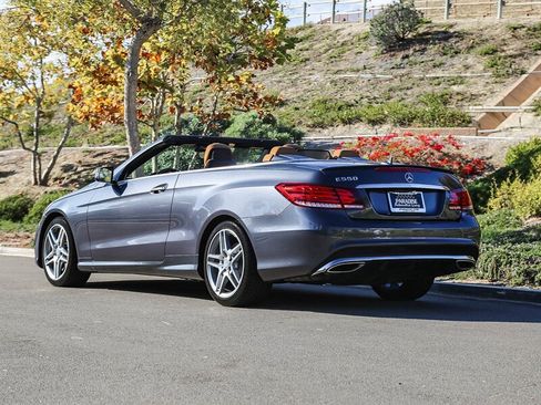 Used 2014 Mercedes-Benz E 550 Cabriolet image 4