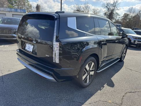 New 2026 Hyundai Ioniq 9 SEL image 5