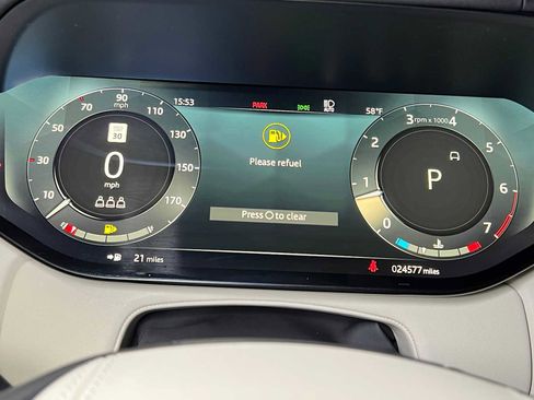 Used 2023 Land Rover Range Rover SE image 28