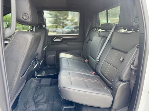 Used 2025 Chevrolet Silverado 2500 High Country w/ High Country Premium Package AWD/4WD image 25