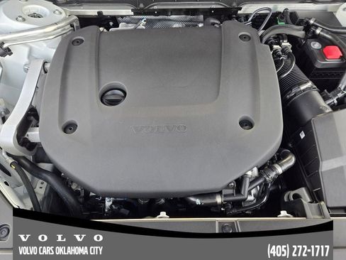 Used 2026 Volvo XC90 B6 Ultra w/ Protection Package Premier AWD/4WD image 32