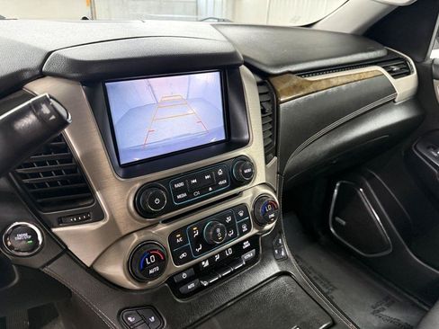 Used 2017 GMC Yukon XL Denali w/ Open Road Package AWD/4WD image 25