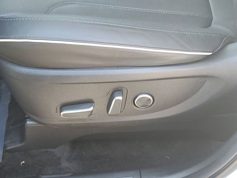 Used 2024 Hyundai Palisade SEL image 25