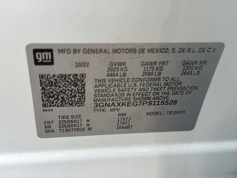 Used 2023 Chevrolet Equinox LT FWD image 34