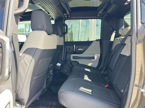 New 2026 GMC Hummer EV 4x4 Crew Cab image 25