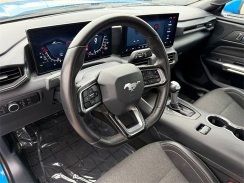 Used 2024 Ford Mustang Coupe image 8