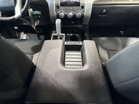 Used 2016 Toyota Tundra SR5 w/ SR5 Upgrade Package image 20