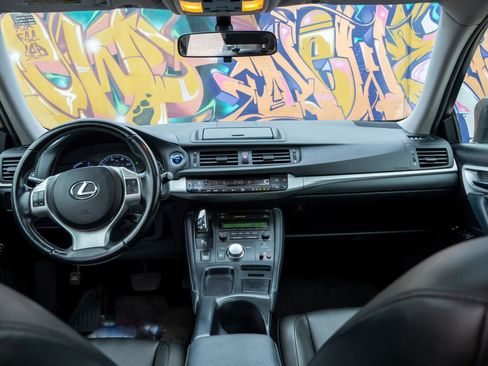 Used 2012 Lexus CT 200h Premium FWD image 31