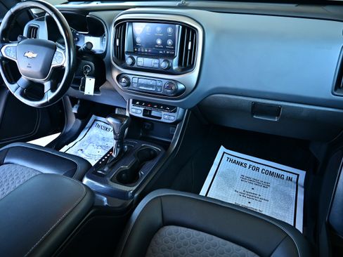 Used 2019 Chevrolet Colorado Z71 AWD/4WD image 20