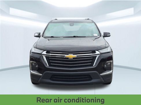Used 2023 Chevrolet Traverse LT FWD image 11