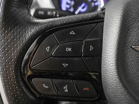 Used 2018 Chrysler Pacifica Limited w/ S Appearance Package image 30