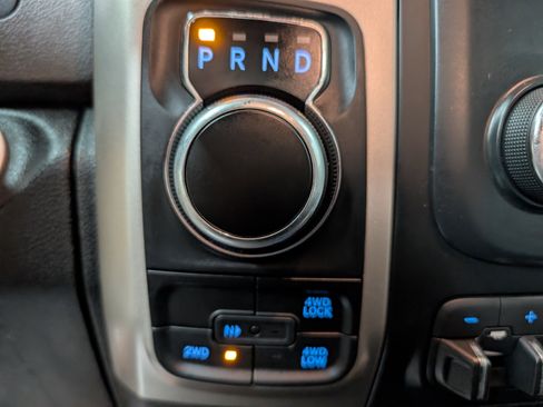 Used 2019 RAM 1500 Classic Warlock image 17