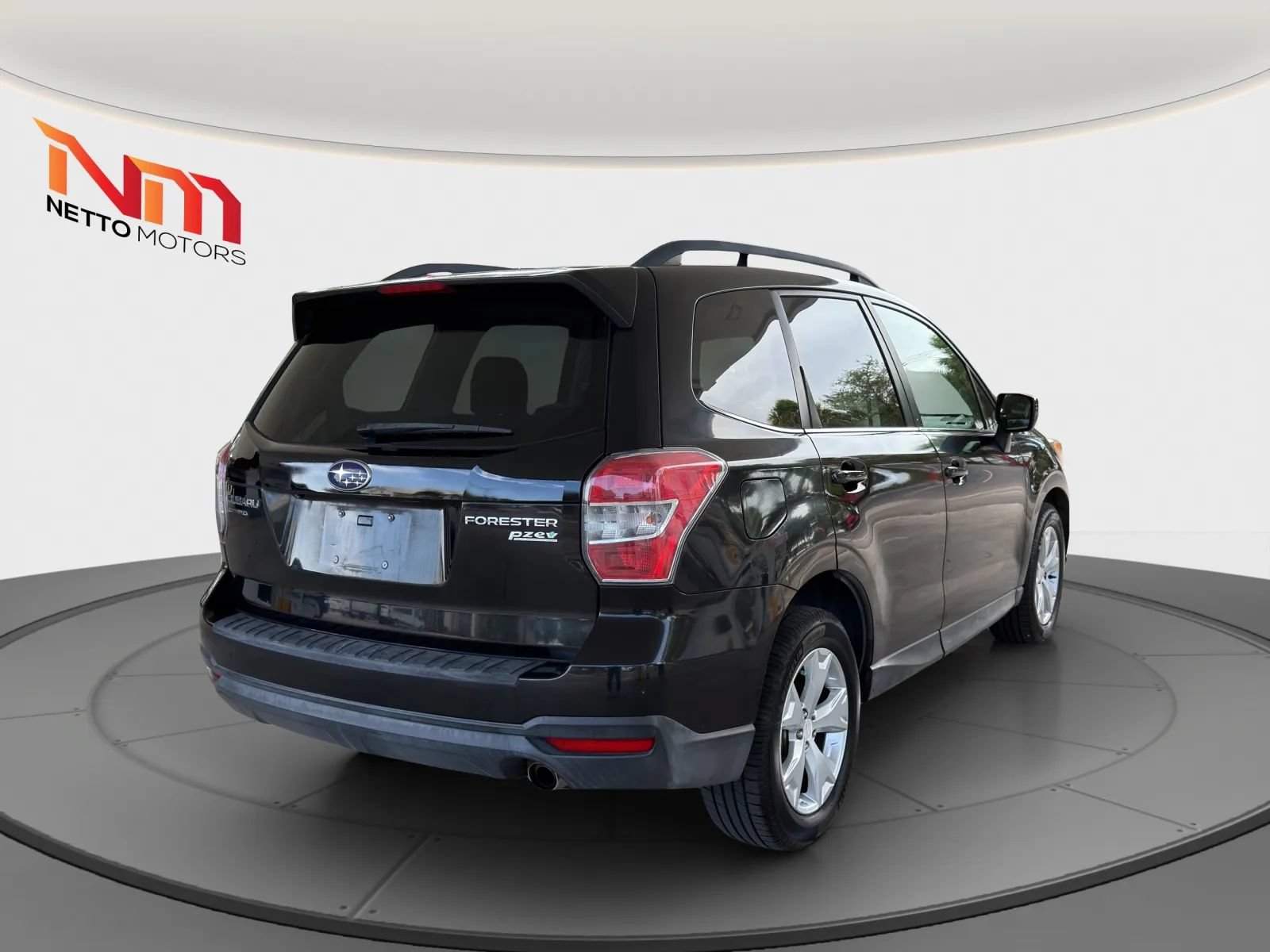 Used 2015 Subaru Forester 2.5i Limited w/ Popular Package #2 AWD/4WD image 5