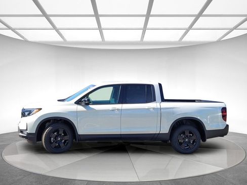 New 2026 Honda Ridgeline Black Edition image 6