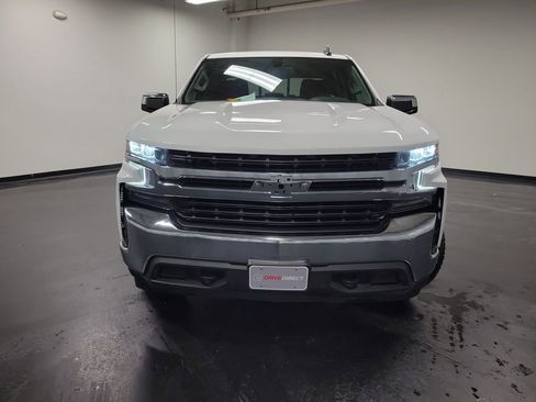 Used 2020 Chevrolet Silverado 1500 LT w/ Texas Edition image 2
