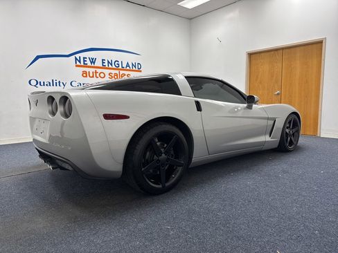 Used 2005 Chevrolet Corvette Coupe RWD image 8