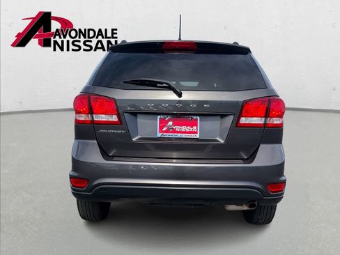 Used 2019 Dodge Journey SE w/ Connectivity Group image 5