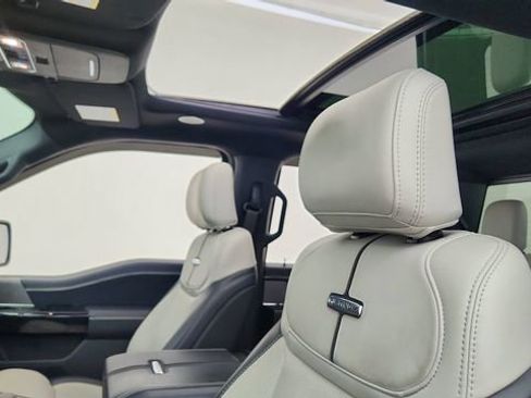 Used 2024 Ford F150 Lightning Platinum image 33