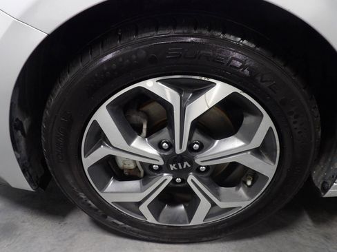 Used 2021 Kia Forte LXS FWD image 19