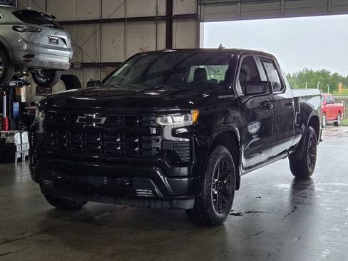 Used 2024 Chevrolet Silverado 1500 RST w/ Protection Package AWD/4WD image 3