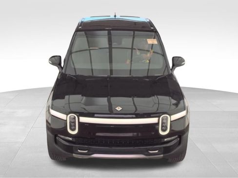 Used 2024 Rivian R1T Adventure image 3