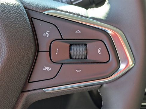 New 2025 Chevrolet TrailBlazer LT w/ Convenience Package image 16