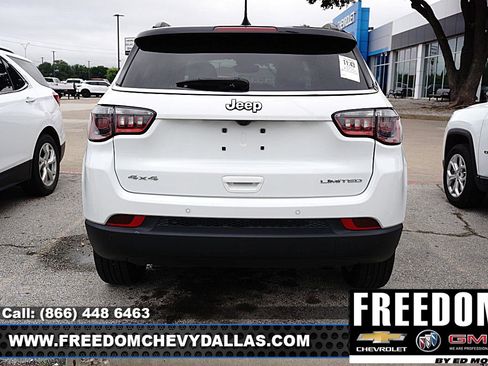 Used 2025 Jeep Compass Limited AWD/4WD image 6