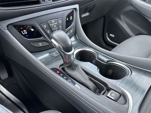 Used 2020 Buick Envision Premium image 19