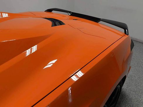 Used 2022 Chevrolet Corvette Stingray Premium Conv w/ Z51 Performance Package RWD image 6