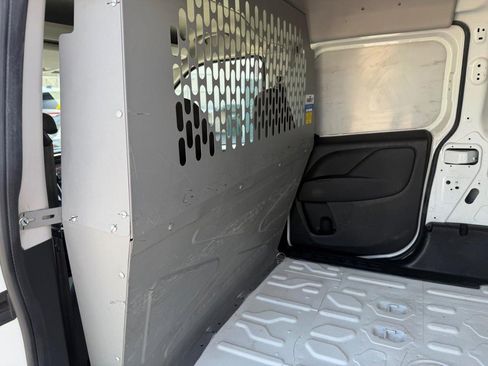 Used 2022 RAM ProMaster City Tradesman FWD image 22