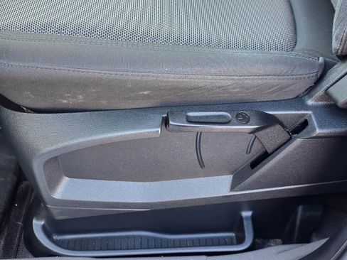 Used 2022 Ford Transit Connect XL image 12