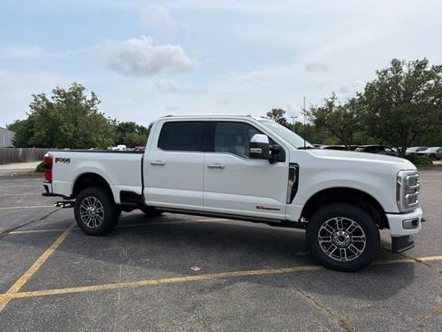 New 2026 Ford F350 Platinum w/ Platinum Plus Package AWD/4WD image 2