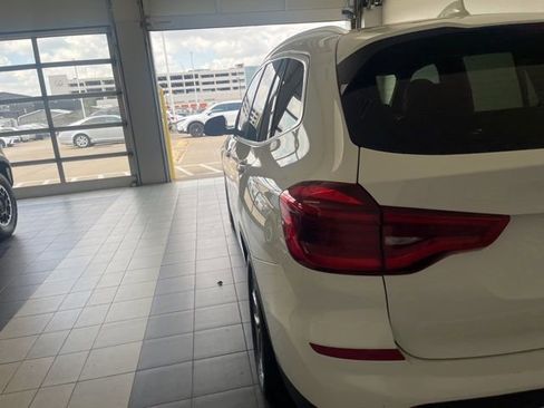 Used 2018 BMW X3 xDrive30i image 11