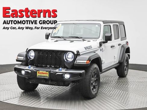 Used 2023 Jeep Wrangler Unlimited w/ Cold Weather Group AWD/4WD image 1