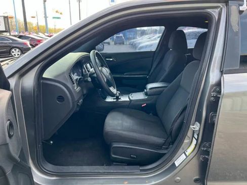 Used 2012 Dodge Charger SE image 10