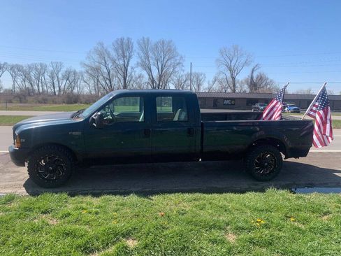 Used 1999 Ford F250 XLT RWD image 3