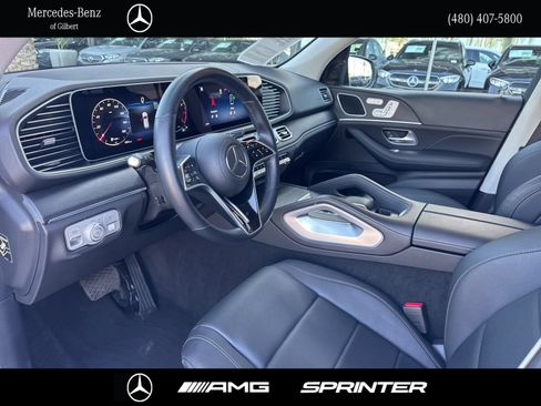 Used 2024 Mercedes-Benz GLE 350 4MATIC image 11
