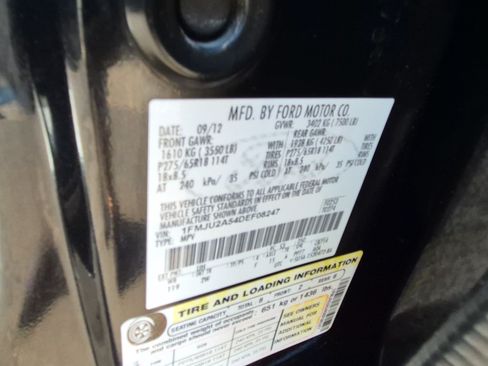 Used 2013 Ford Expedition Limited AWD/4WD image 32