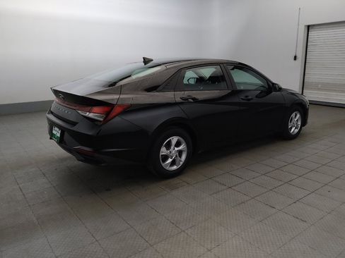Used 2021 Hyundai Elantra SE FWD image 10