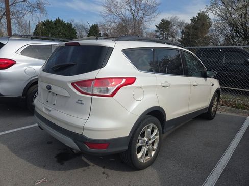 Used 2014 Ford Escape SE w/ Equipment Group 201A image 4