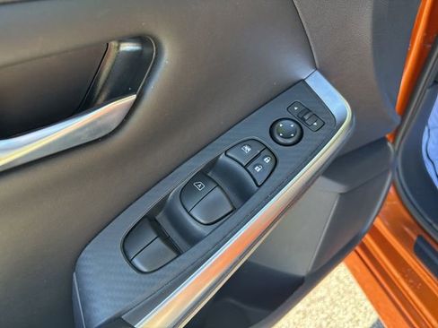 Used 2024 Nissan Sentra SR image 11