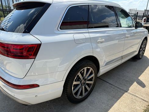 Used 2019 Audi Q7 3.0T Prestige w/ Prestige Package AWD/4WD image 10